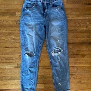 American Eagle Mom Jeans